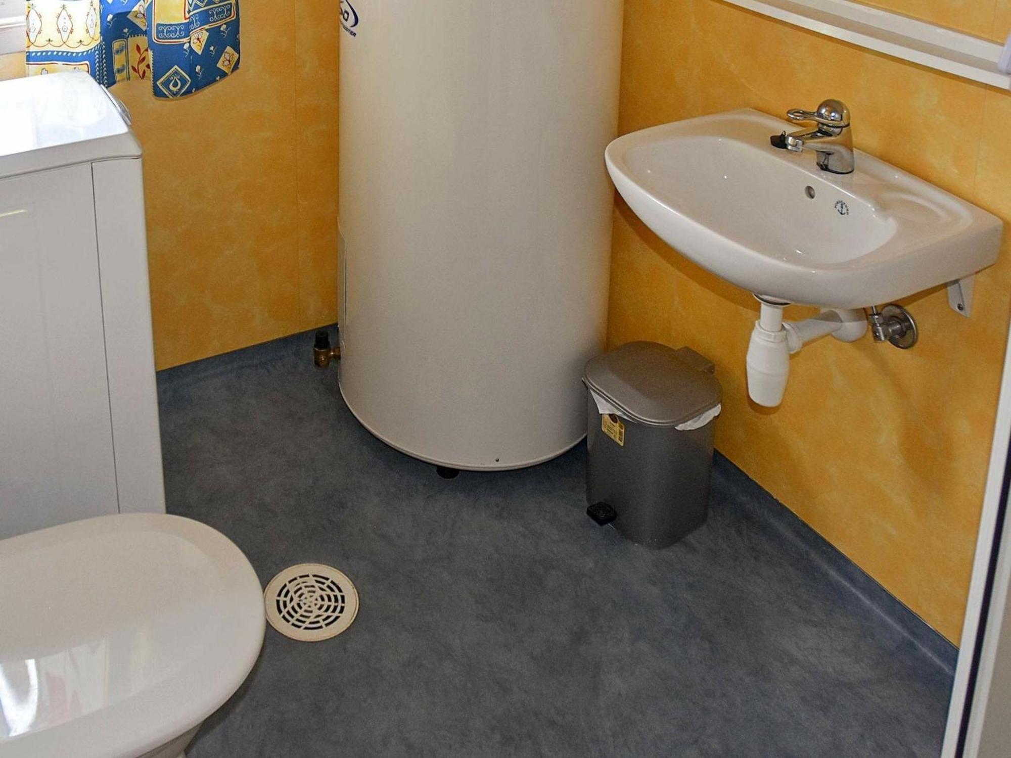 Three-Bedroom Holiday Home In Utvik 1 Reed 객실 사진