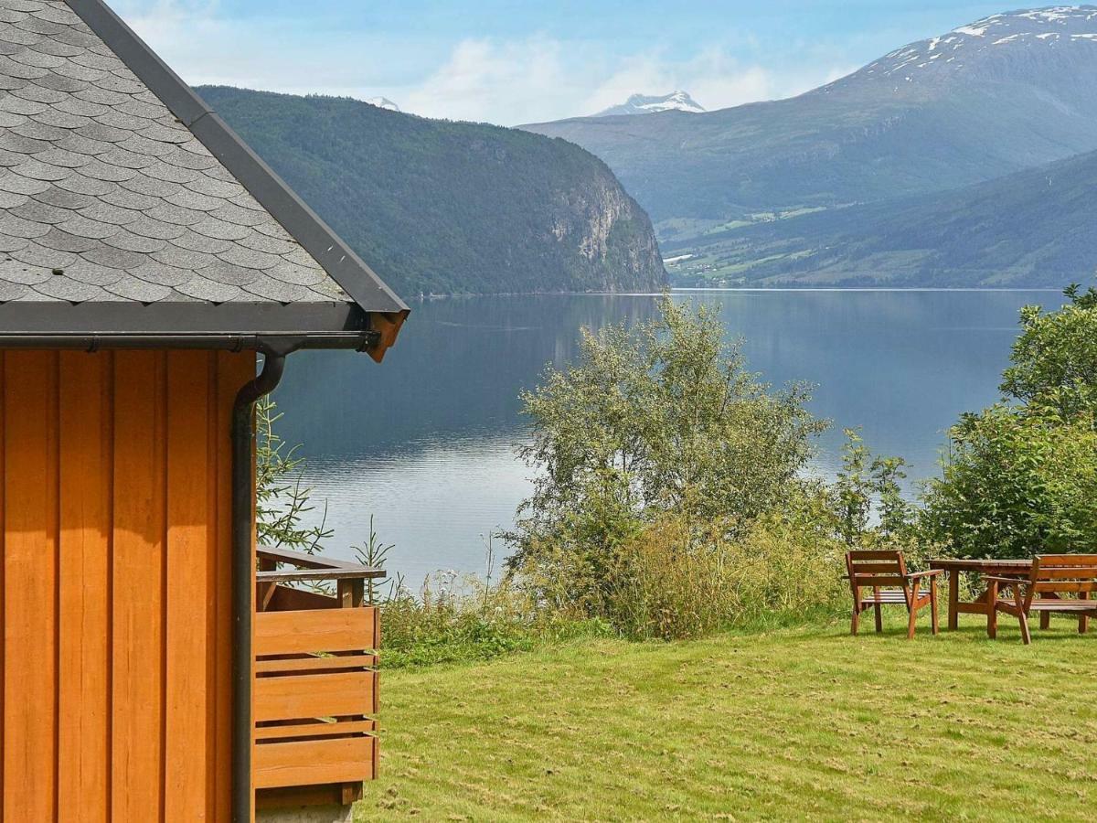 Three-Bedroom Holiday Home In Utvik 1 Reed 외부 사진